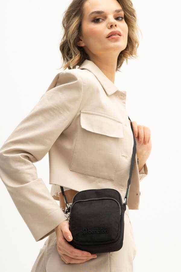 United Colors Of Benetton BNT 1252 Siyah Çanta